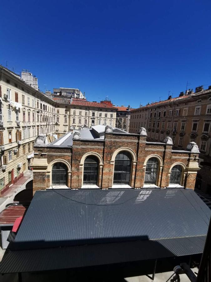 Market & Art Square Place Rijeka Exterior photo
